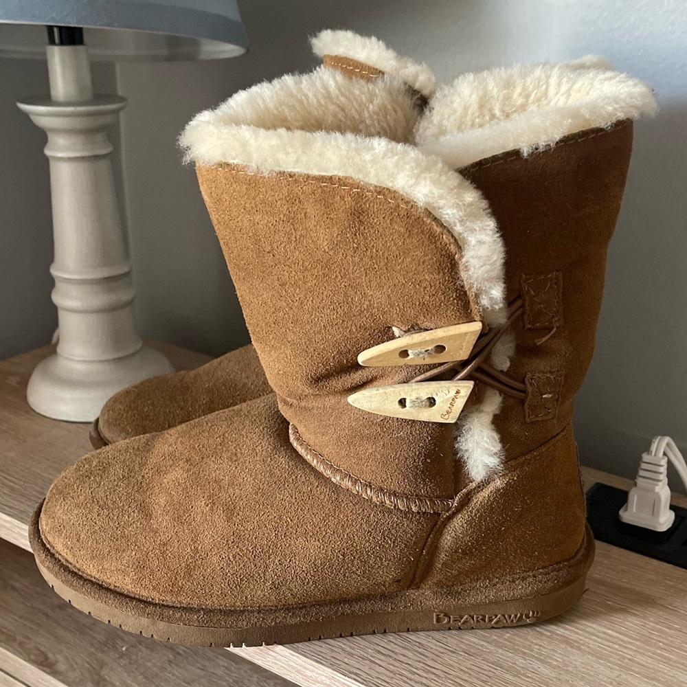 Bearpaw Furlined Abigail Boots